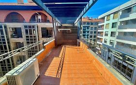 Katorse , 2 dormitorios , 2 baños y ascensor
